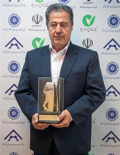 مدیرعامل پالایشگاه كرمانشاه، صنعتگر نمونه استان شد